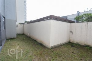 Image 29 - 874558