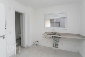 Image 22 - 874558