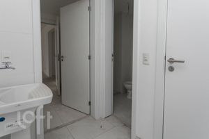 Image 31 - 874560
