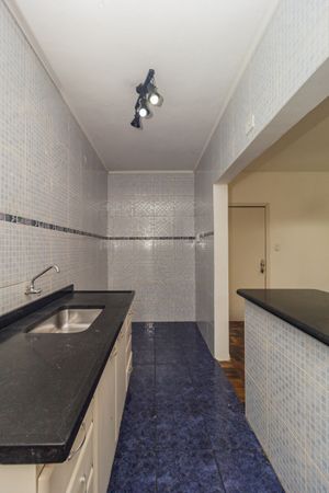 Image 30 - 874562
