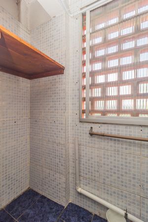 Image 32 - 874562
