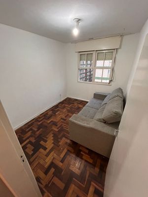 Image 11 - 874562