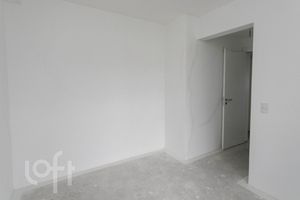 Image 22 - 874598