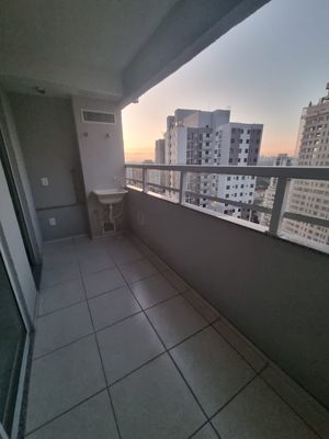 Image 5 - 874602