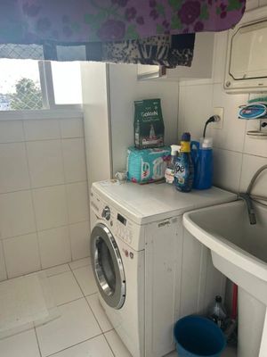Image 8 - 874603