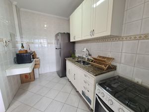 Image 5 - 874609