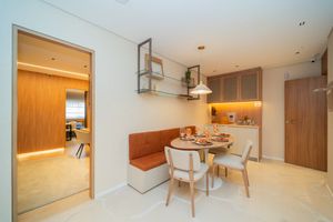 Image 2 - 874618