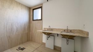 Image 8 - 874622