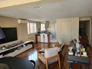 Image 28 - 874639