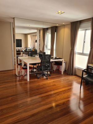 Image 30 - 874639