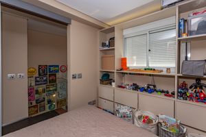 Image 35 - 874639