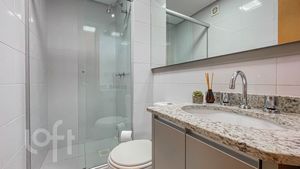 Image 18 - 874641