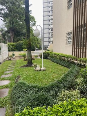Image 21 - 874642