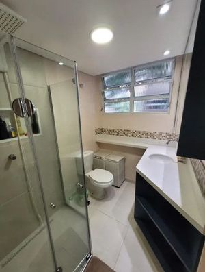 Image 8 - 874656