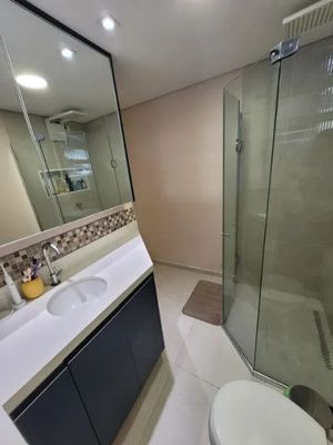 Image 7 - 874656