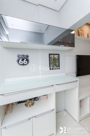 Image 9 - 874659