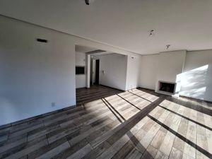 Image 2 - 874660