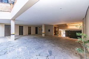 Image 35 - 874680
