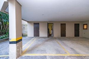 Image 34 - 874680
