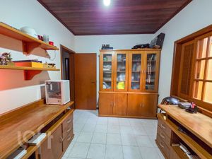 Image 14 - 874681