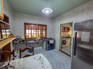 Image 3 - 874681