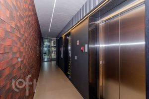 Image 13 - 874697