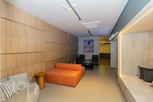 Image 16 - 874697