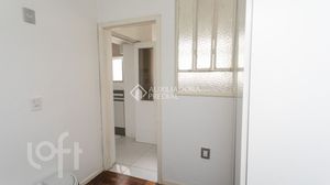Image 42 - 874700