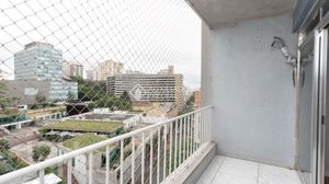 Image 3 - 874700