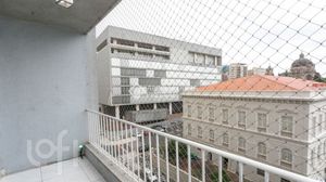 Image 4 - 874700