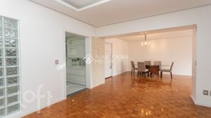 Image 7 - 874700