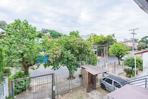 Image 4 - 874701