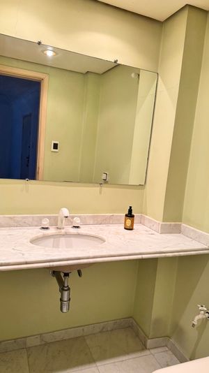 Image 8 - 874743