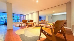 Image 3 - 874744