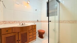 Image 19 - 874744