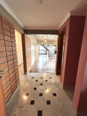 Image 11 - 874745