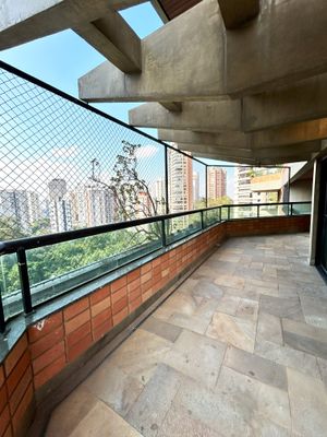 Image 15 - 874745