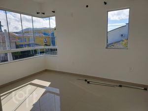 Image 6 - 874747