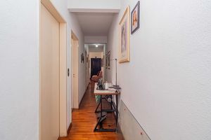 Image 4 - 874749