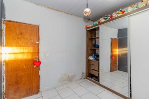 Image 12 - 874754