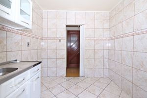 Image 8 - 874762