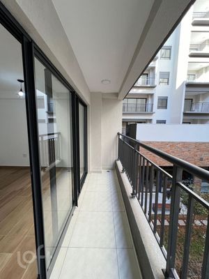 Image 6 - 874767