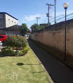 Image 4 - 874780