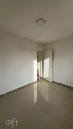 Image 1 - 874789