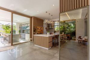 Image 15 - 874791