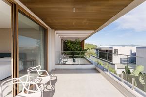 Image 33 - 874791