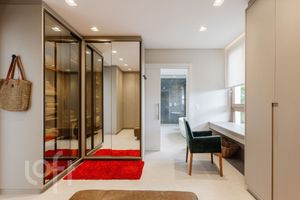 Image 29 - 874791