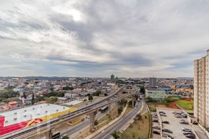 Image 9 - 874804