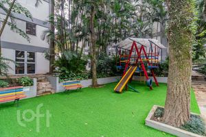 Image 34 - 874823