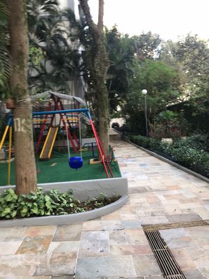 Image 19 - 874823